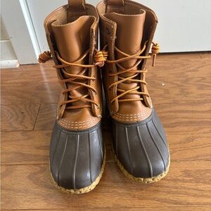 L.L. Bean Women's Brown and Dark Tan Lace-Up Boots